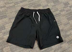 Vuori Men's Kore Short - Black Lined Athletic Shorts Size Large